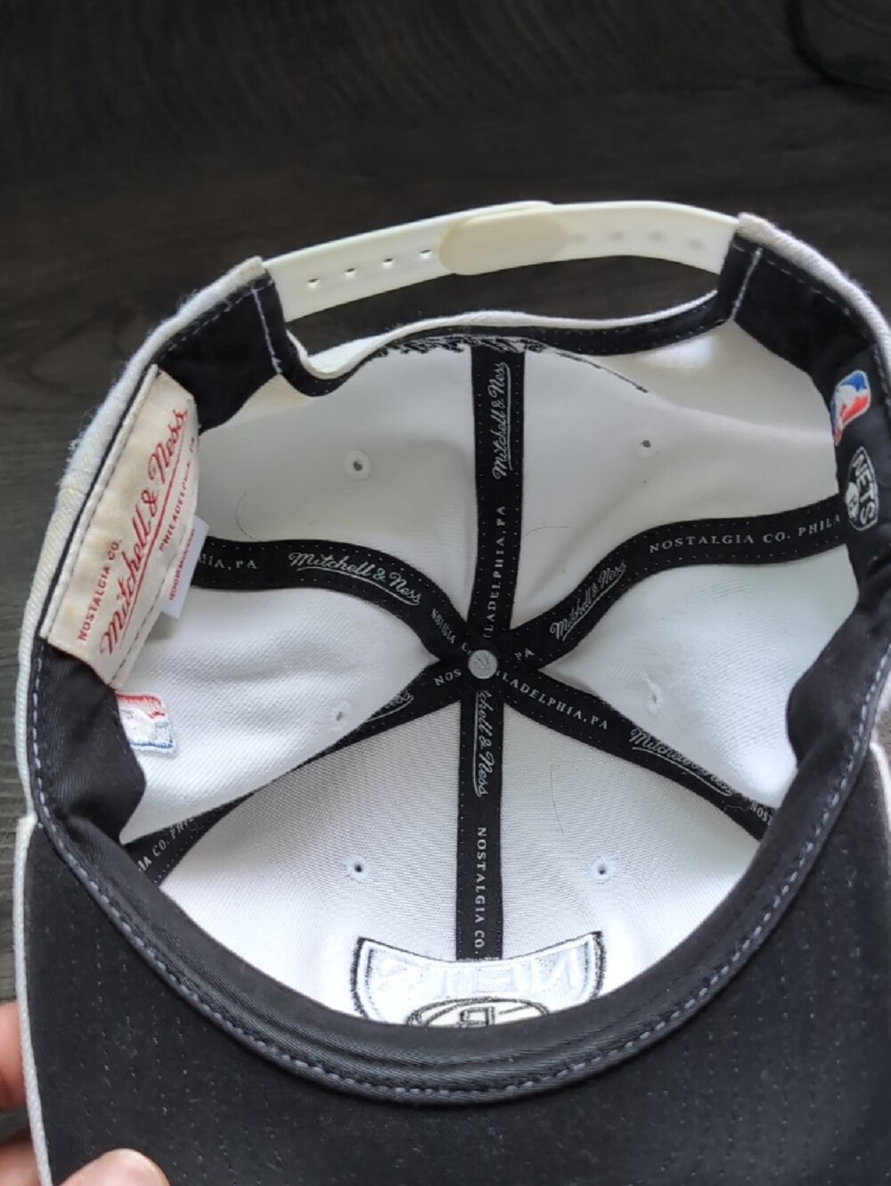 Mitchell & Ness Brooklyn Nets Hat - Picture 4 of 6